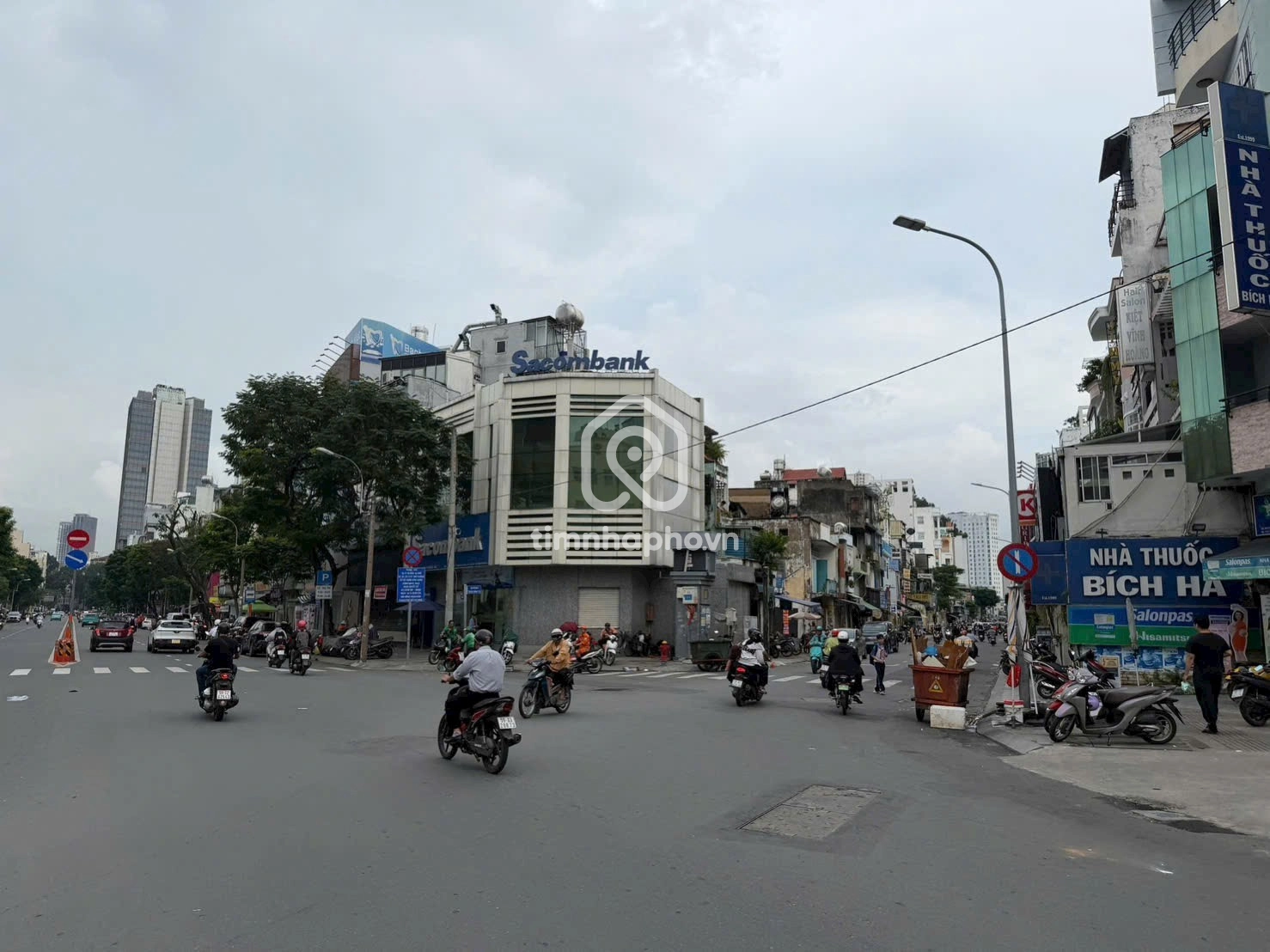 152 Đường Trần Đình Xu, Phường Cầu Ông Lãnh