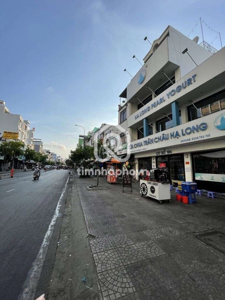 229-231-233 Đường Hoàng Diệu, Phường 9, Quận 4