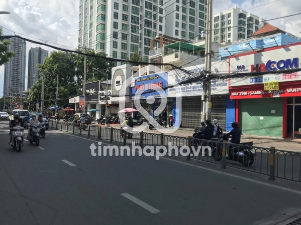 500 Đường Nguyễn Thị Thập, Phường Tân Quy, Quận 7