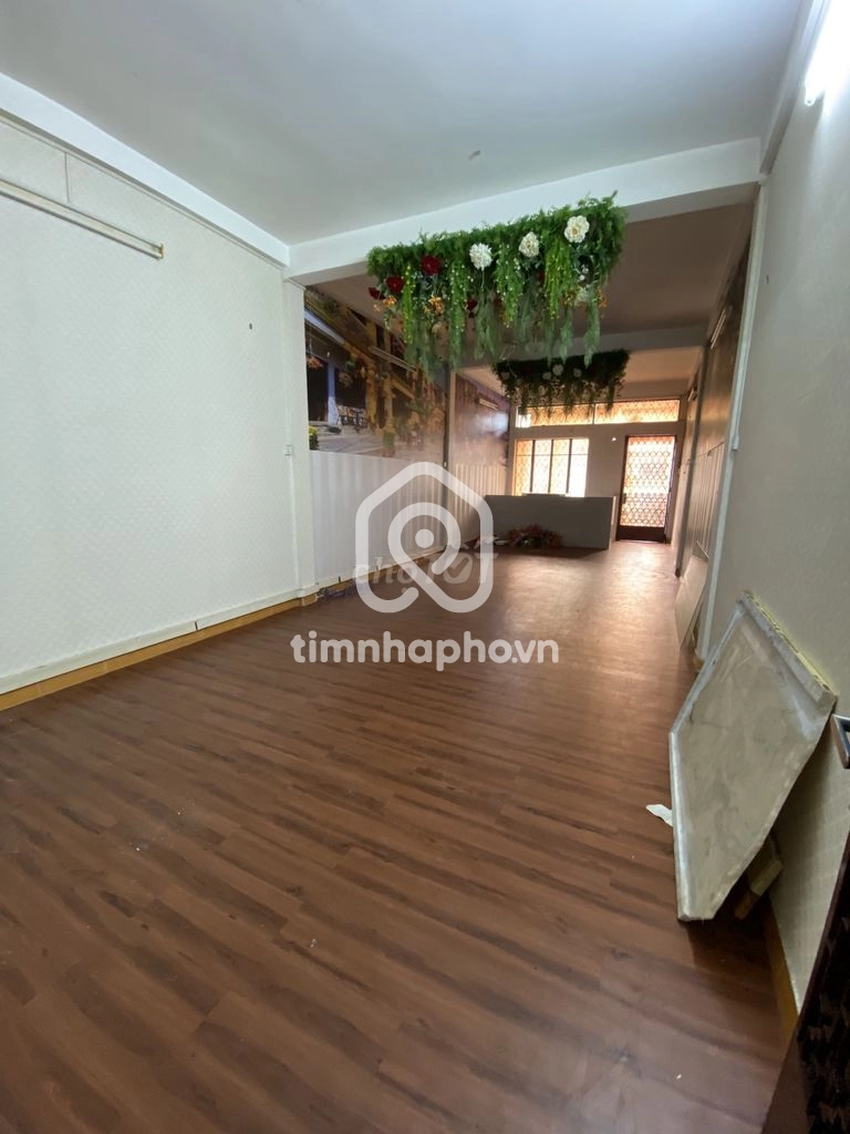 278 Đường Trần Phú, Phường 8, Quận 5