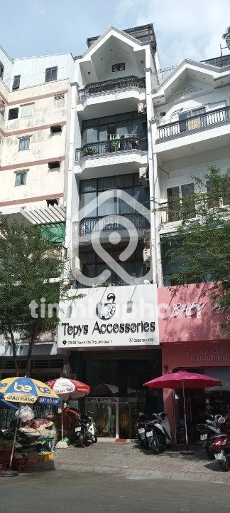 120 Đường Đề Thám, Phường Cầu Ông Lãnh