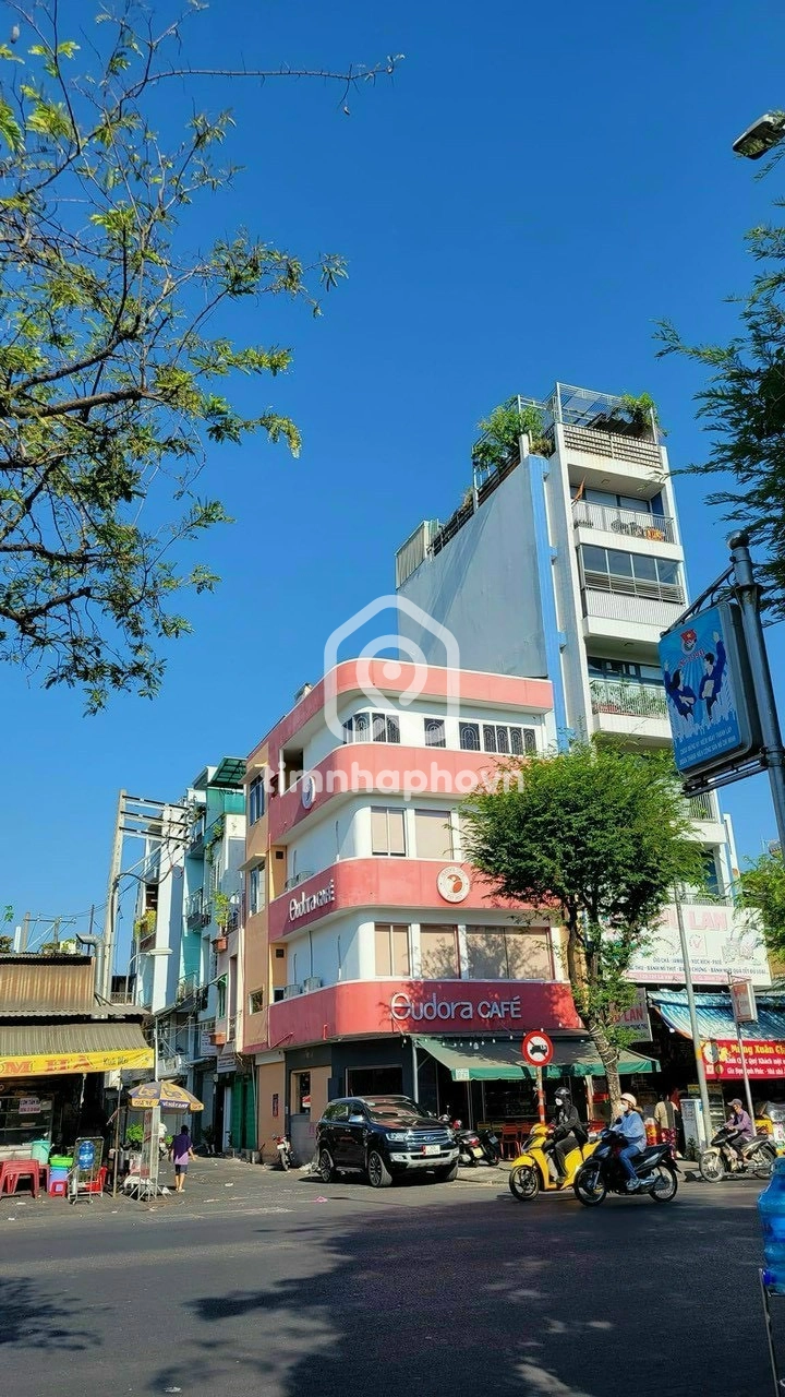 126-128 Đường Đinh Tiên Hoàng, Phường 1, Bình Thạnh