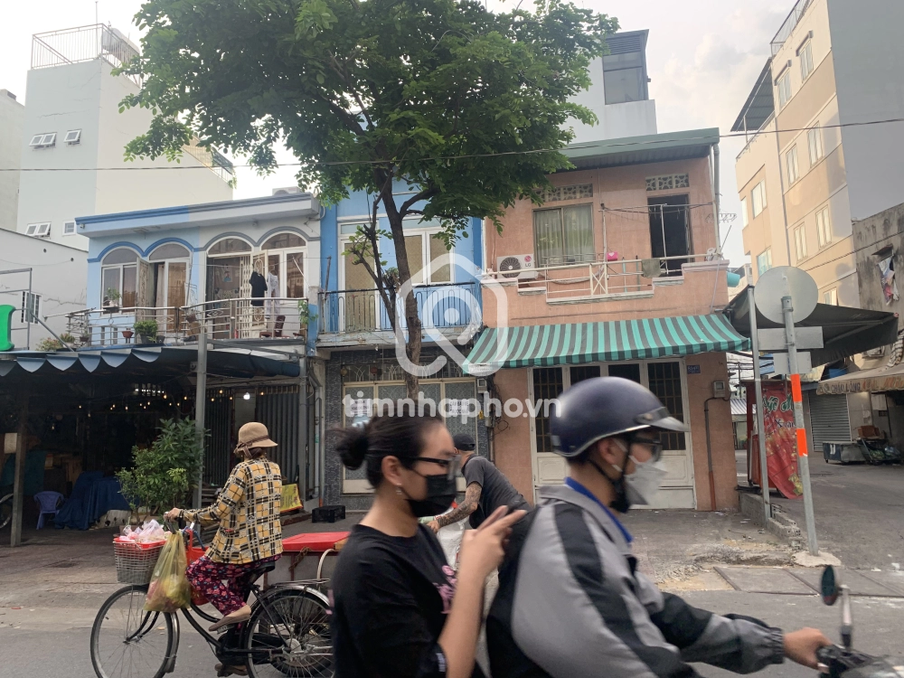 832 Đường Vĩnh Khánh, Phường 10, Quận 4