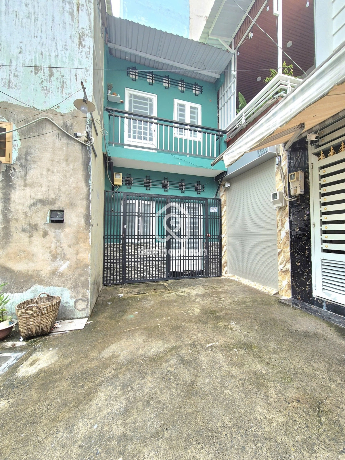 127/103/9 Đường Ni Sư Huỳnh Liên, Phường 10, Tân Bình