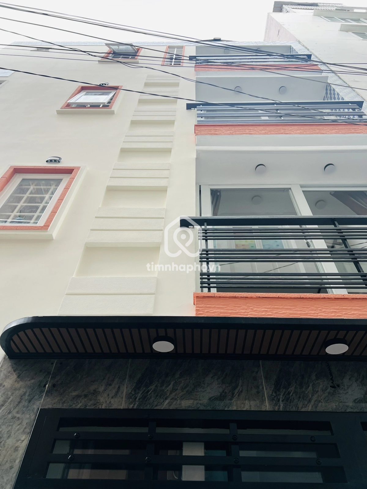 41E Đường Bùi Văn Thêm, Phường Đức Nhuận