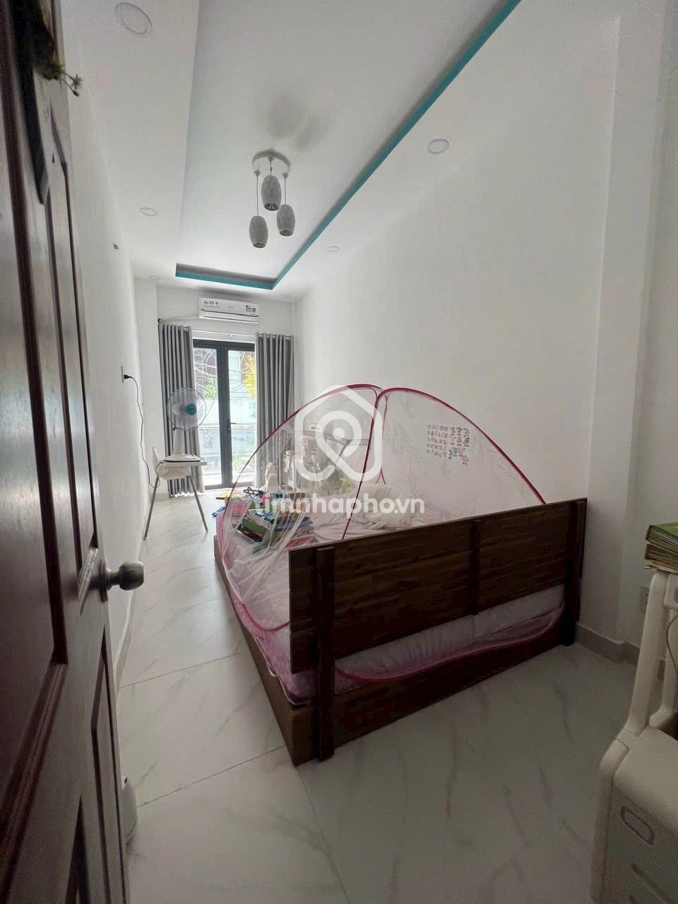 11 Đường Ngô Thời Nhiệm, Phường 17, Phú Nhuận