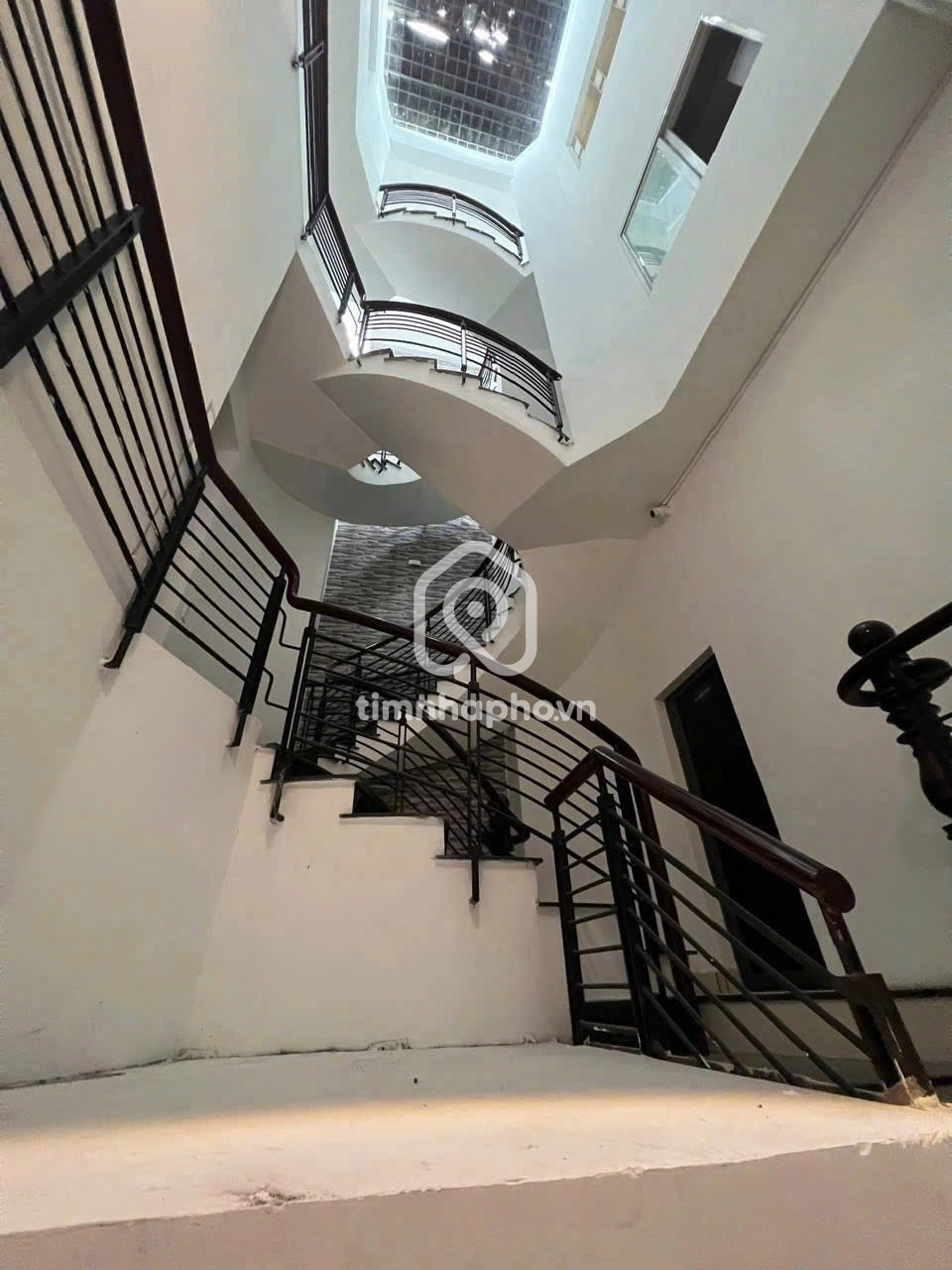 225 Đường Bàu Cát, Phường 12, Tân Bình