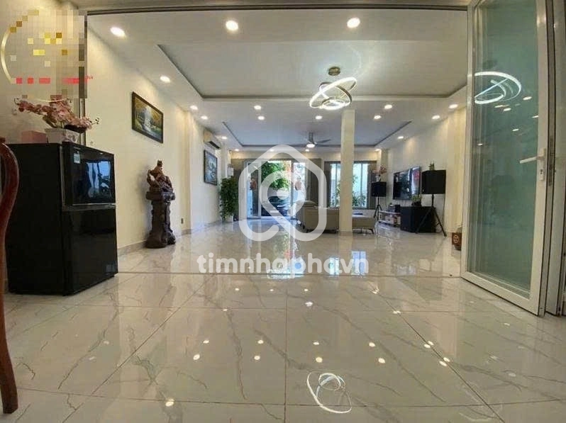 12 Đường Bàu Cát 2, Phường 12, Tân Bình