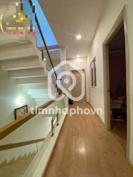 12 Đường Bàu Cát 2, Phường 12, Tân Bình