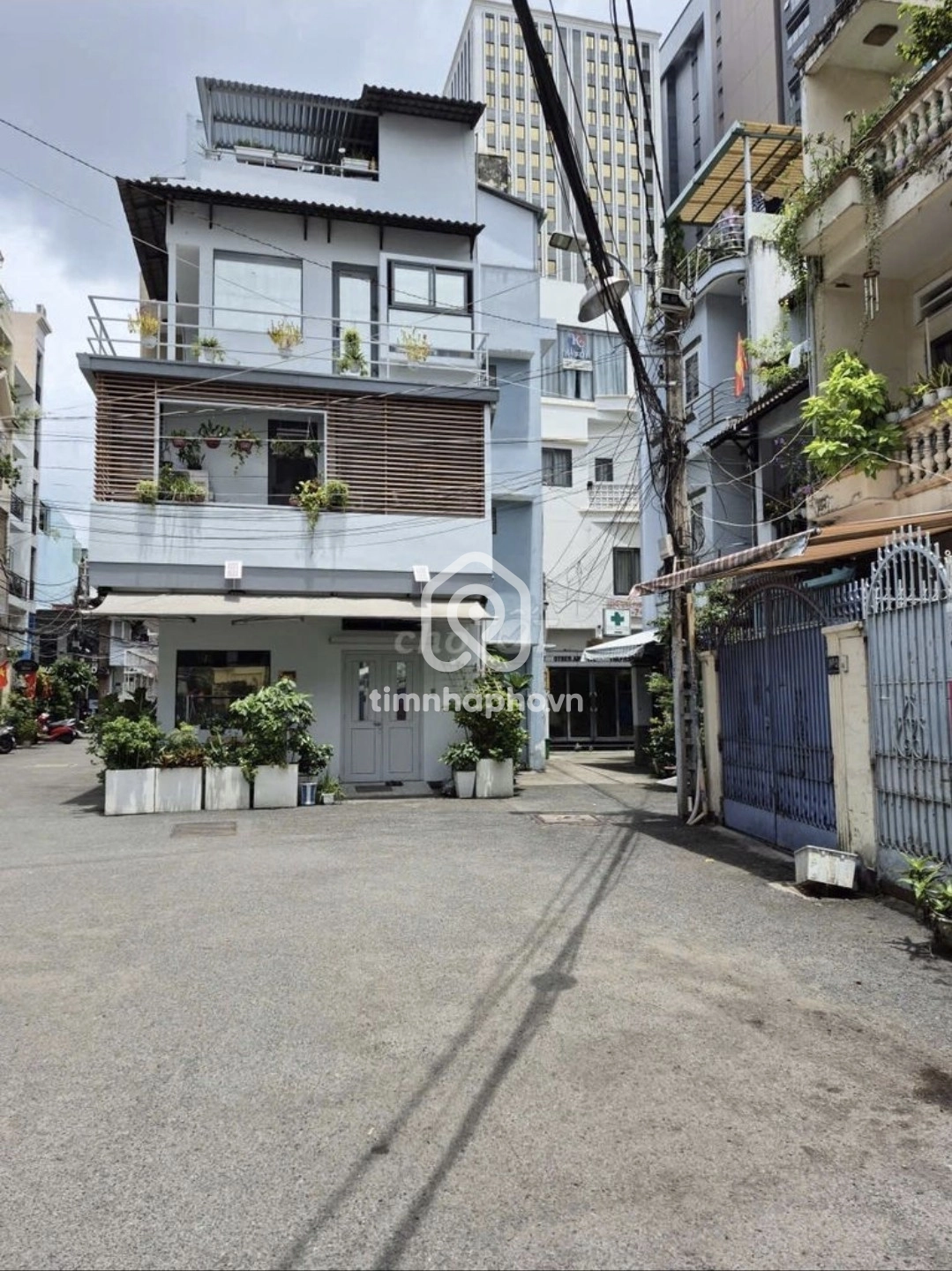 18bis/27 Đường Nguyễn Thị Minh Khai, Phường Bến Nghé, Quận 1