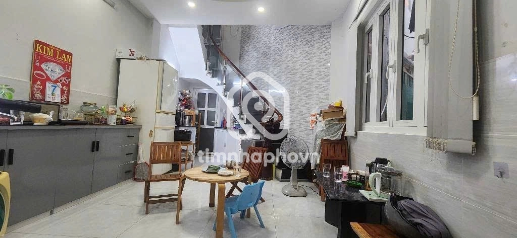 37/1-37/3 Đường Trần Quốc Toản, Phường Xuân Hòa