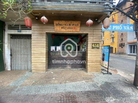 Nhà phố Mặt Tiền Đường Cách Mạng Tháng Tám Quận 3 - 2 tầng - Giá Chỉ 50 Triệu