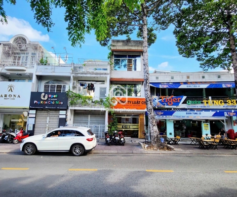 Nhà phố Mặt Tiền Đường Hoàng Sa Quận 1 - 2 tầng - Giá Chỉ 21,5 Tỷ