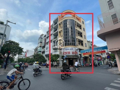 Nhà phố Mặt Tiền Đường Nguyễn Đình Chiểu Quận 3 - 4 tầng - Giá Chỉ 60 Triệu