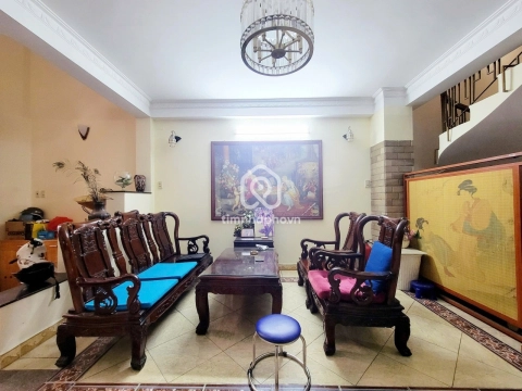 Nhà phố Hẻm Đường Huỳnh Văn Bánh Phú Nhuận - 5 tầng - Giá Chỉ 12,7 Tỷ