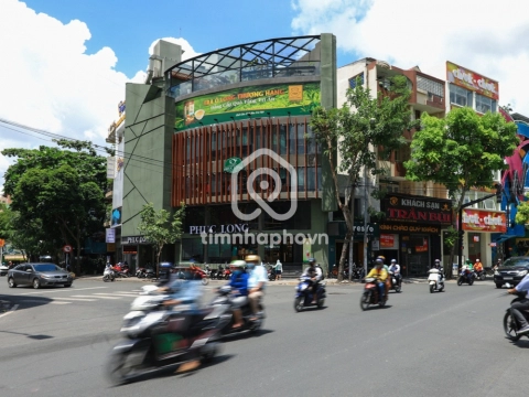 Bán Nhà phố Mặt Tiền Đường Phan Xích Long Phú Nhuận - 1 hầm 6 tầng 