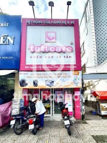 Nhà phố Mặt Tiền Đường Nguyễn Thị Minh Khai Quận 3 - 4 tầng - Giá Chỉ 90 Triệu