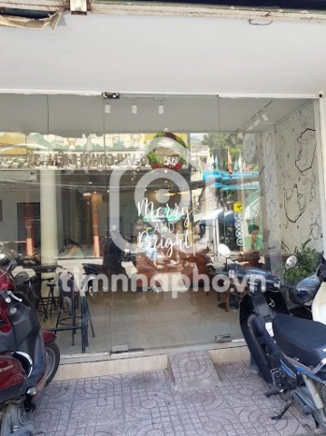 Nhà phố Mặt Tiền Đường Đinh Tiên Hoàng Quận 1 - 2 tầng - Giá Chỉ 19,1 Triệu