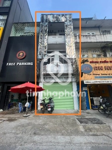 Nhà phố Mặt Tiền Đường Trần Hưng Đạo Quận 1 - 3 tầng - Giá Chỉ 87,5 Triệu
