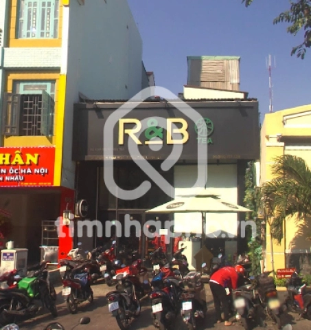 Nhà phố Mặt Tiền Đường Nguyễn Thái Học Quận 1 - 2 tầng - Giá Chỉ 107,5 Triệu