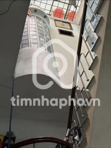 Bán Nhà phố Mặt Tiền Đường Nguyễn Văn Cừ Quận 1 - 4 tầng - Giá Chỉ 50 Tỷ