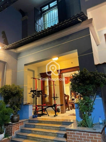 Bán Nhà phố Mặt Tiền Đường Số 9 Thủ Đức - 3 tầng - Giá Chỉ 20,5 Tỷ