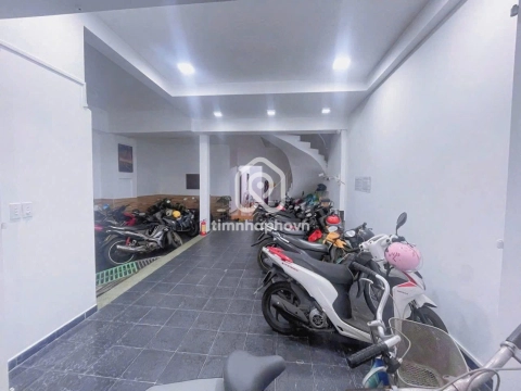 Bán Nhà phố Hẻm Đường Phạm Huy Thông Gò Vấp - 5 tầng - Giá Chỉ 19,8 Tỷ