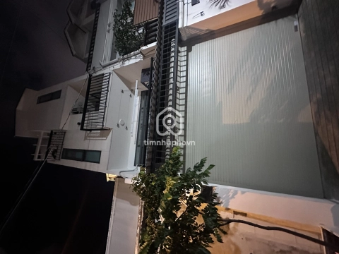 Bán Nhà phố Hẻm Đường Nguyễn Hữu Cảnh Bình Thạnh - 5 tầng - Giá Chỉ 9,9 Tỷ