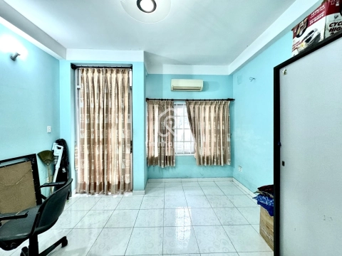 Nhà phố Hẻm Đường Lê Văn Sỹ Phú Nhuận - 4 tầng - Giá Chỉ 9,1 Tỷ