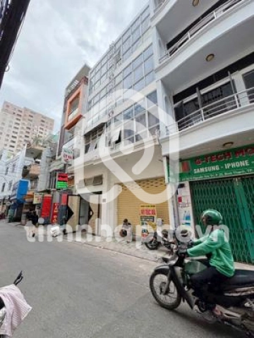 Bán Căn hộ dịch vụ Hẻm Đường Nguyễn Gia Trí Bình Thạnh - 4 tầng - Giá Chỉ 19 Tỷ