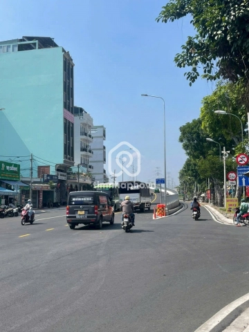 256 Đường Phạm Hữu Lầu, Phường Tân Mỹ