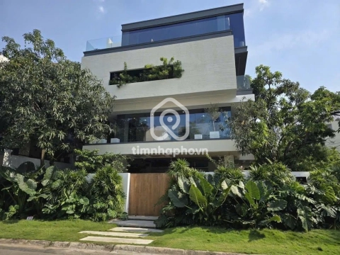 18 Đường Số 8, Phường Phước Long