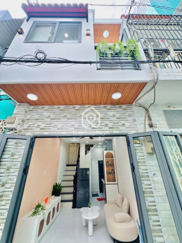 Bán Nhà phố Hẻm Đường Thích Quảng Đức Phú Nhuận - 2 tầng - Giá Chỉ 3,05 Tỷ