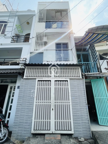 Nhà phố Mặt Tiền Đường Nguyễn Thượng Hiền Gò Vấp - 3 tầng 