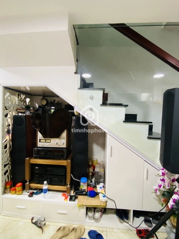 Nhà phố Hẻm Đường Hồ Thị Kỷ Quận 10 - 5 tầng - Giá Chỉ 10,8 Tỷ