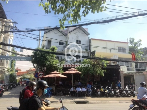 Bán Nhà phố Mặt Tiền Đường Hoàng Hoa Thám Bình Thạnh - 3 tầng - Giá Chỉ 70 Tỷ
