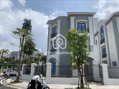 Biệt Thự Mặt Tiền Đường Nguyễn Xiển Thủ Đức - Giá Chỉ 43,5 Tỷ