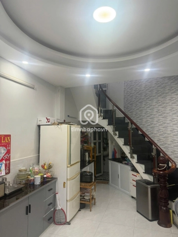 37/1-37/3 Đường Trần Quốc Toản, Phường Xuân Hòa