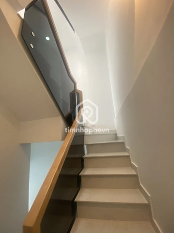 Căn hộ dịch vụ Mặt Tiền Đường Phan Tây Hồ Phú Nhuận - 5 tầng - Giá Chỉ 12,95 Tỷ