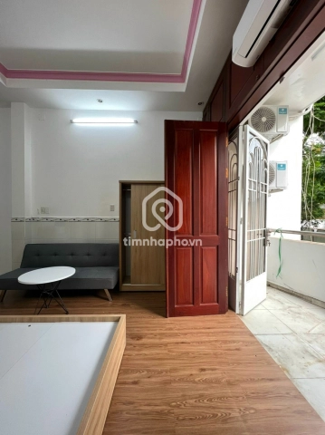 Bán Nhà phố Mặt Tiền Đường Cao Thắng Quận 10 - 5 tầng 