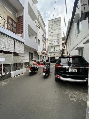 Bán Nhà phố Hẻm Đường Trường Sa Quận 3 