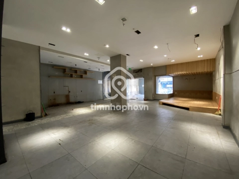 Cho thuê Nhà phố Mặt Tiền Đường Tôn Đản Quận 4 