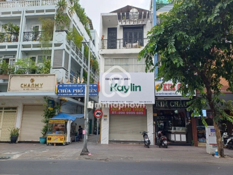 Cho thuê Nhà phố Mặt Tiền Đường Nguyễn Đình Chiểu Quận 3 