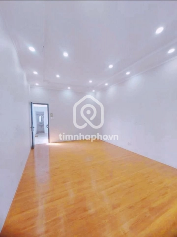 Cho thuê Nhà phố Mặt Tiền Đường Huỳnh Văn Bánh Phú Nhuận 