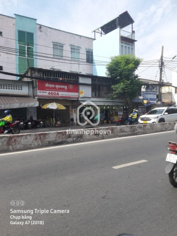 Bán Nhà phố Mặt Tiền Đường Nguyễn Tất Thành Quận 4 