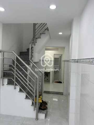 Bán Nhà phố Mặt Tiền Đường Thái Phiên Quận 11 
