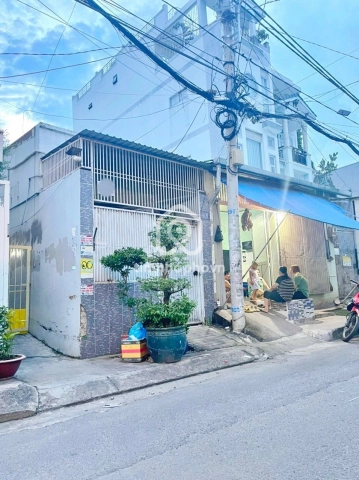 Bán Nhà phố Hẻm Đường Huỳnh Tấn Phát Quận 7 
