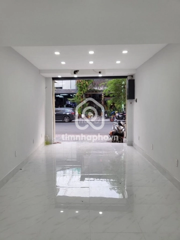 108 Đường Đề Thám, Phường Cầu Ông Lãnh