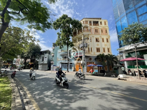 428 Đường Trường Sa, Phường Cầu Kiệu
