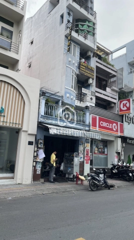 Bán Nhà phố Mặt Tiền Đường Trần Đình Xu Quận 1 - 2 tầng - Giá Chỉ 29 Tỷ